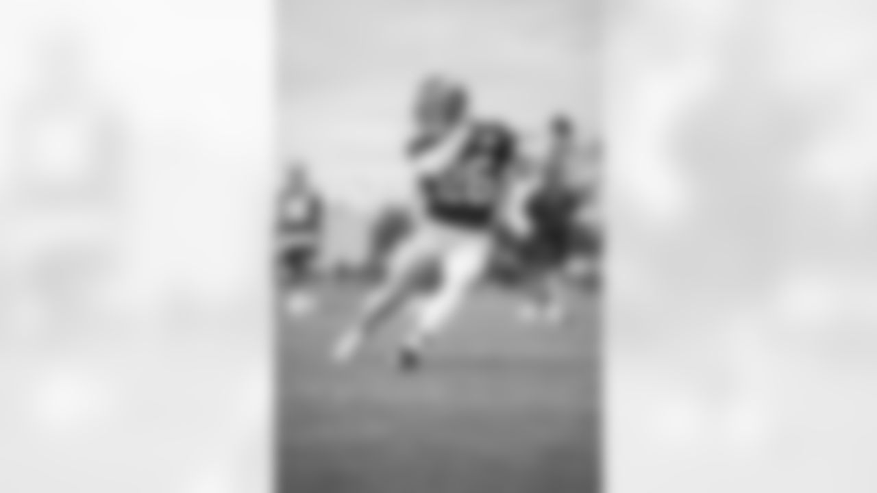 Saquon Barkley (26)