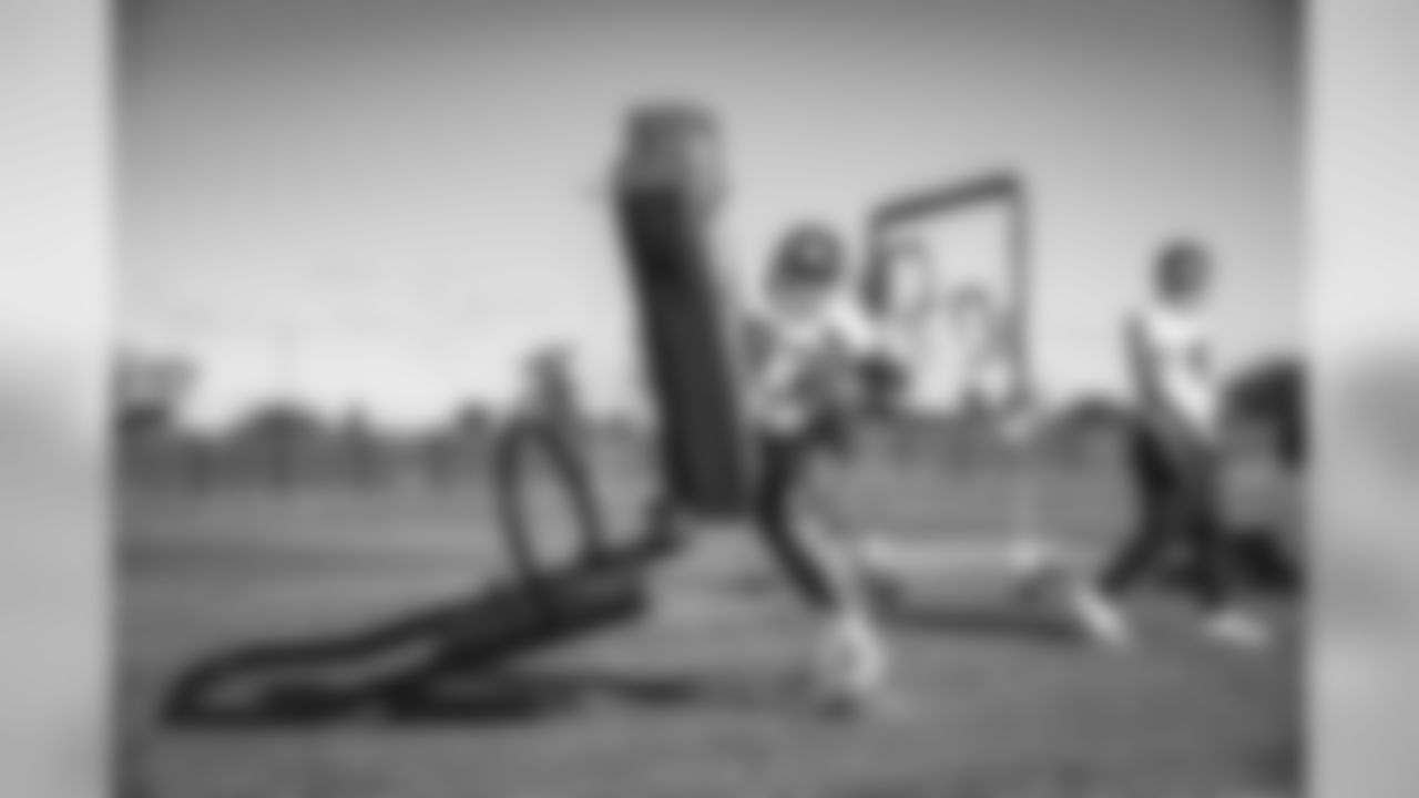 E_18_1025_GiantsPractice012