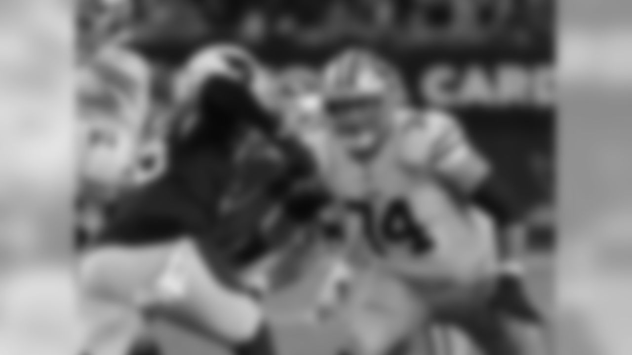 San Francisco 49ers offensive tackle Joe Staley (74) during an NFL football game against the Arizona Cardinals, Sunday, Oct. 28, 2018, in Glendale, Ariz. (AP Photo/Rick Scuteri)