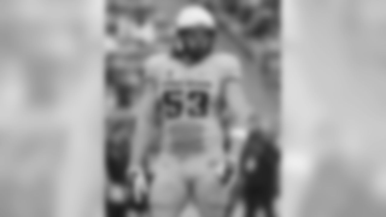 ILB Zach Vigil, Utah State