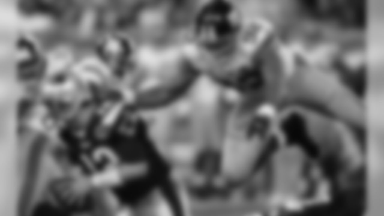 DE Michael Strahan- 141.5 sacks