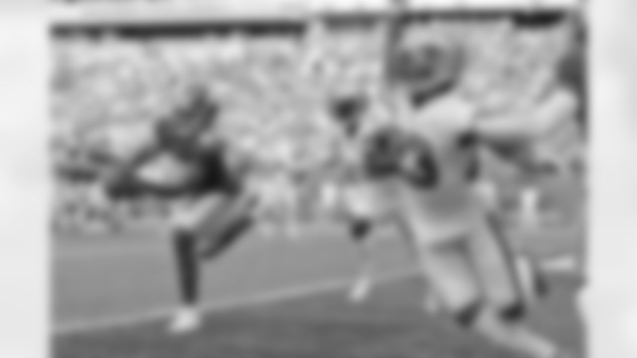 New York Giants vs. New Orleans Saints
Overall Record: 16-14
2021 Matchup: Mercedes-Benz Superdome