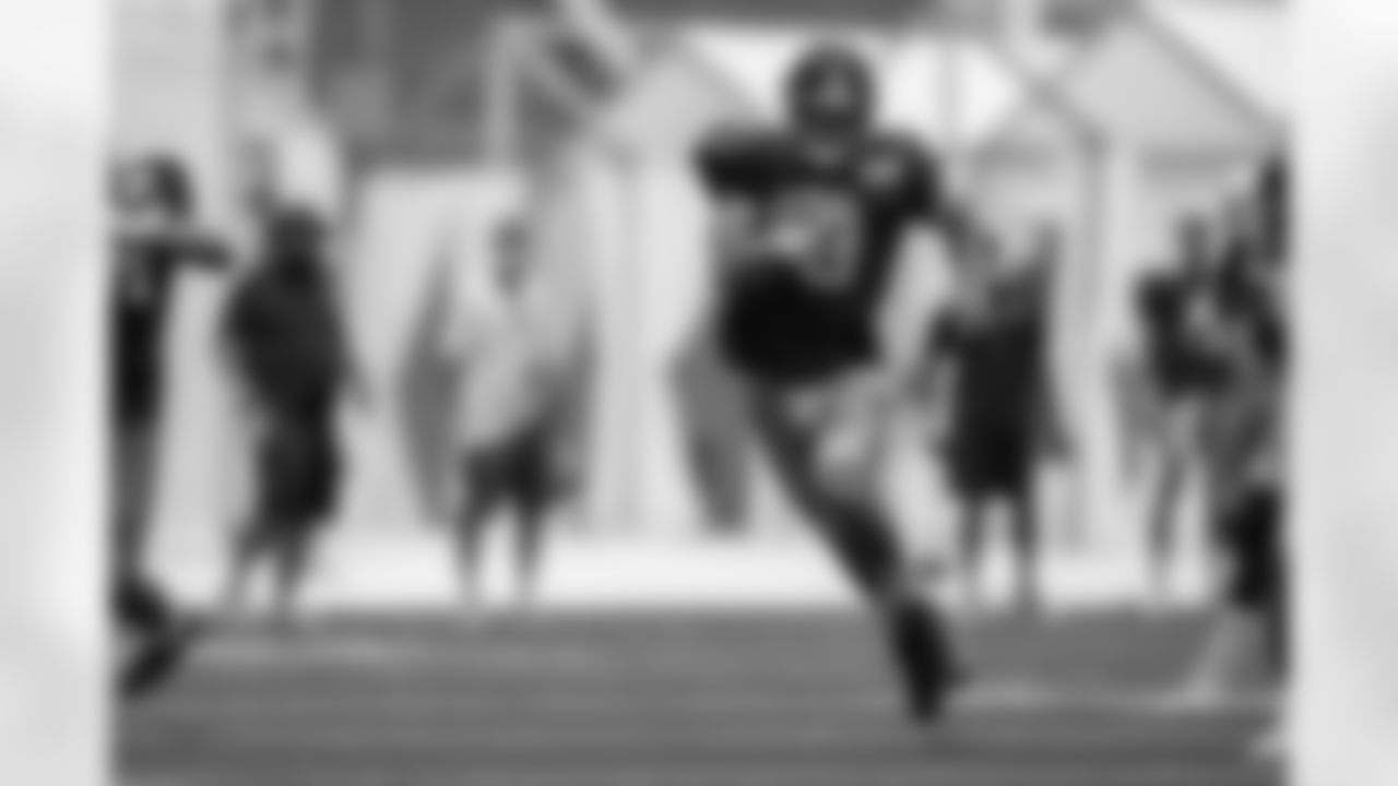 QB Daniel Jones