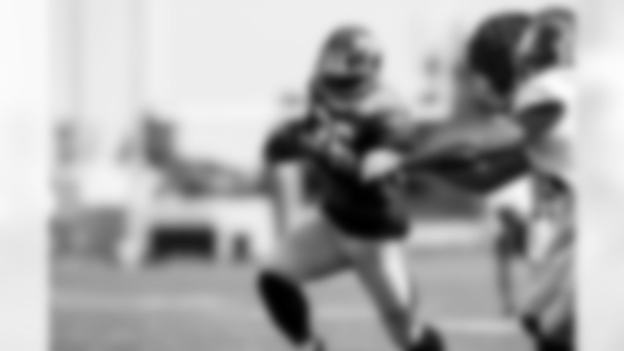 Saquon Barkley (26)