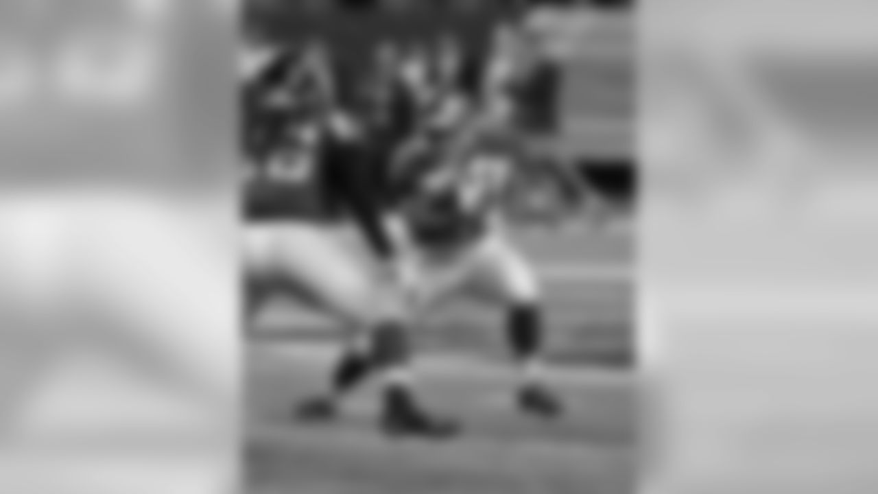 RB DOUG MARTIN