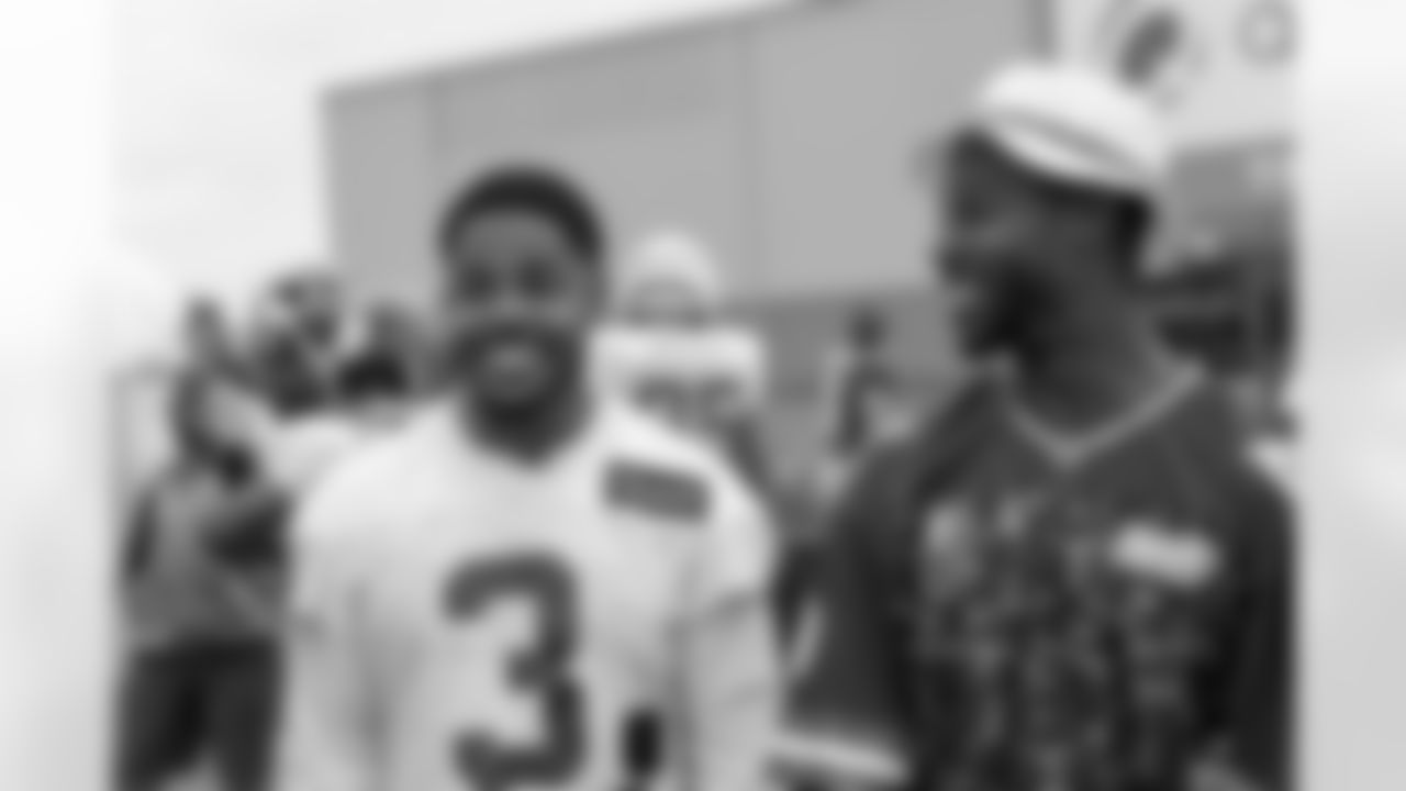WR Sterling Shepard (3), Victor Cruz