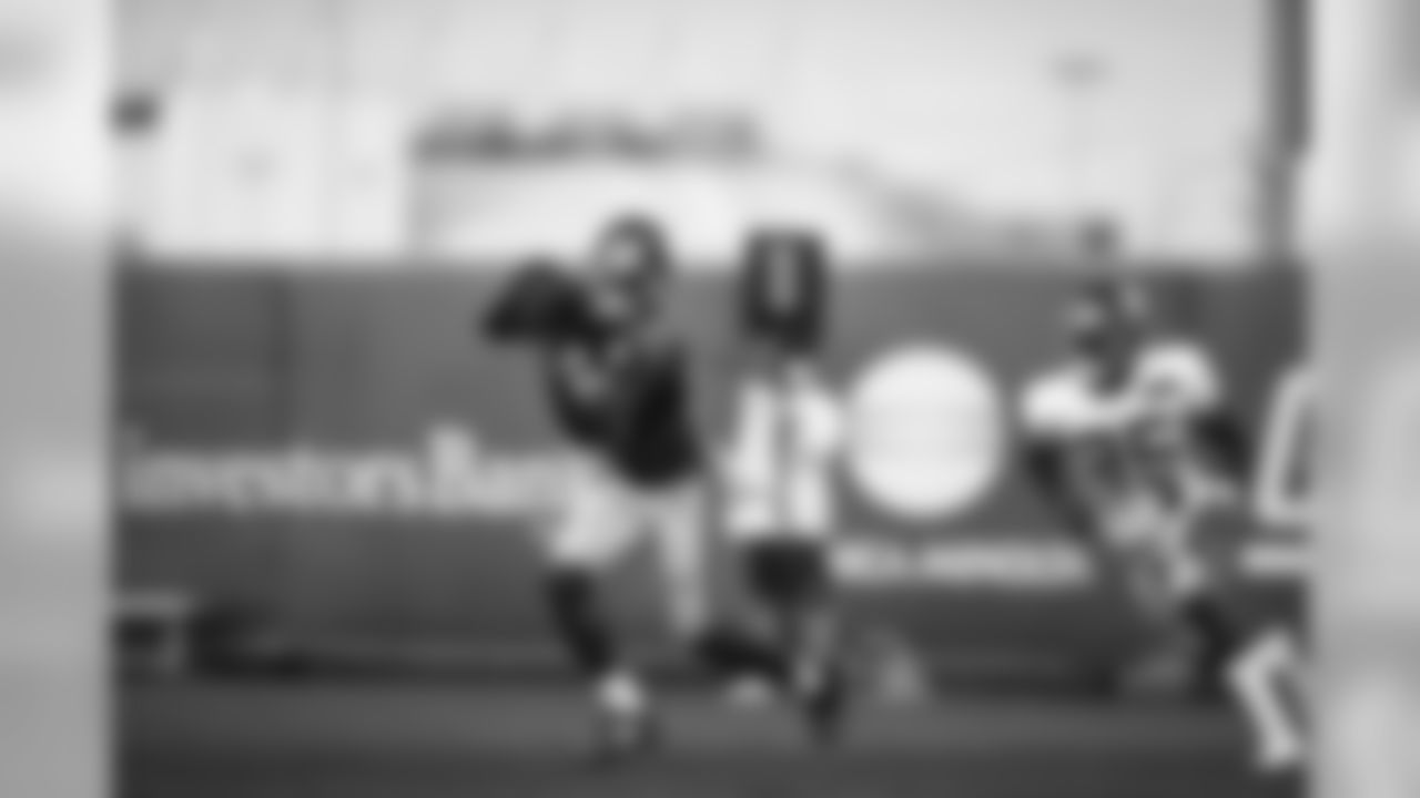 WR Darius Slayton