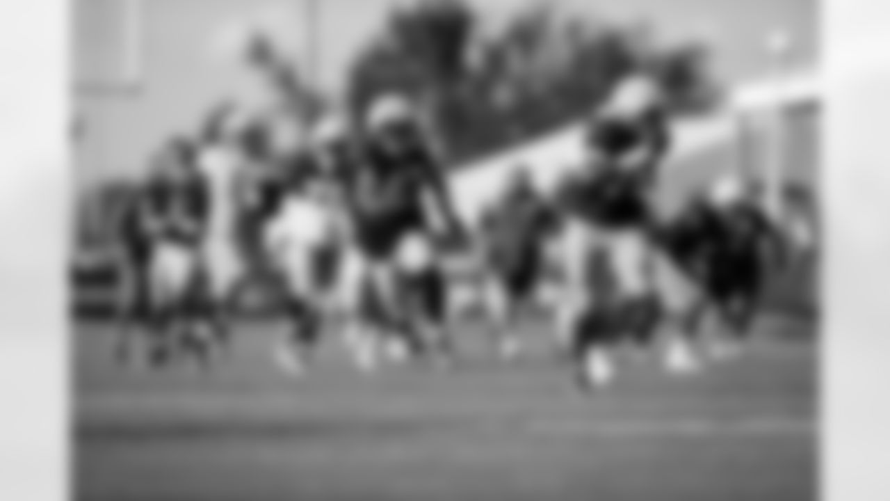 RB Saquon Barkley (26)