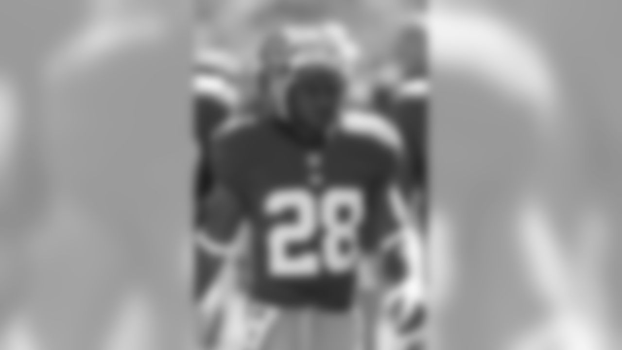 CB Jayron Hosley