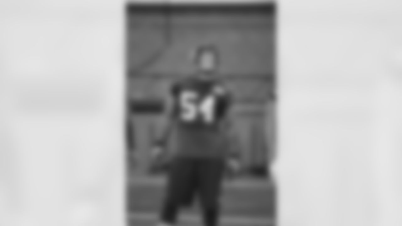 DE Olivier Vernon