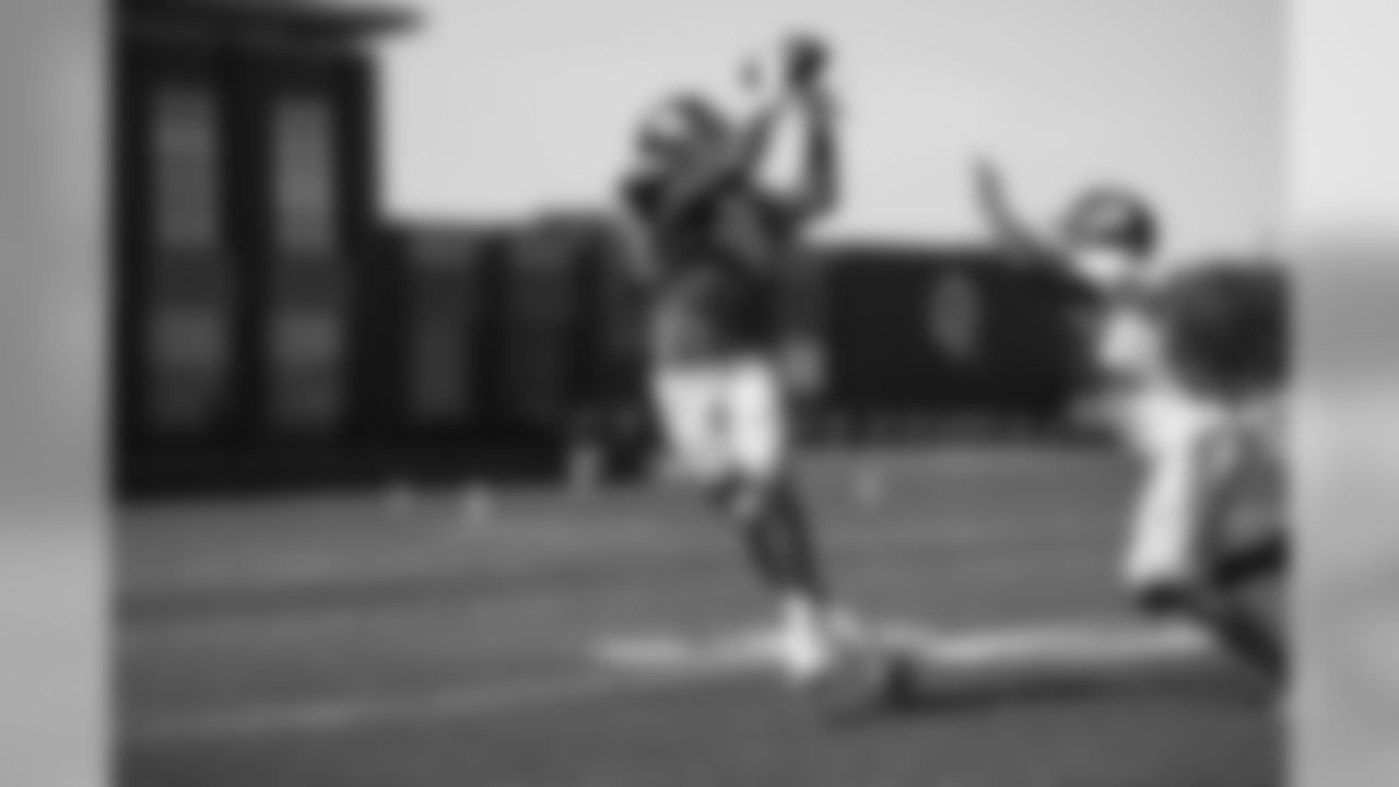 TE Evan Engram