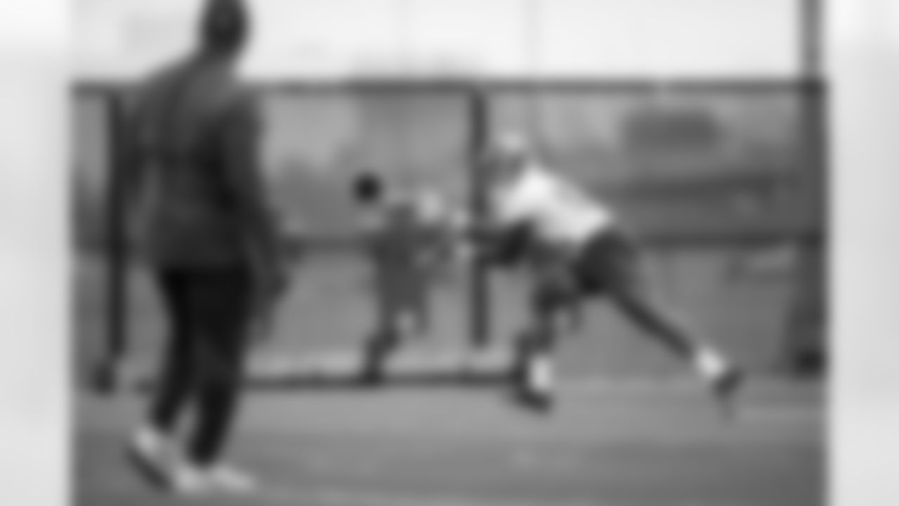 ILB Emmett Rice (57)