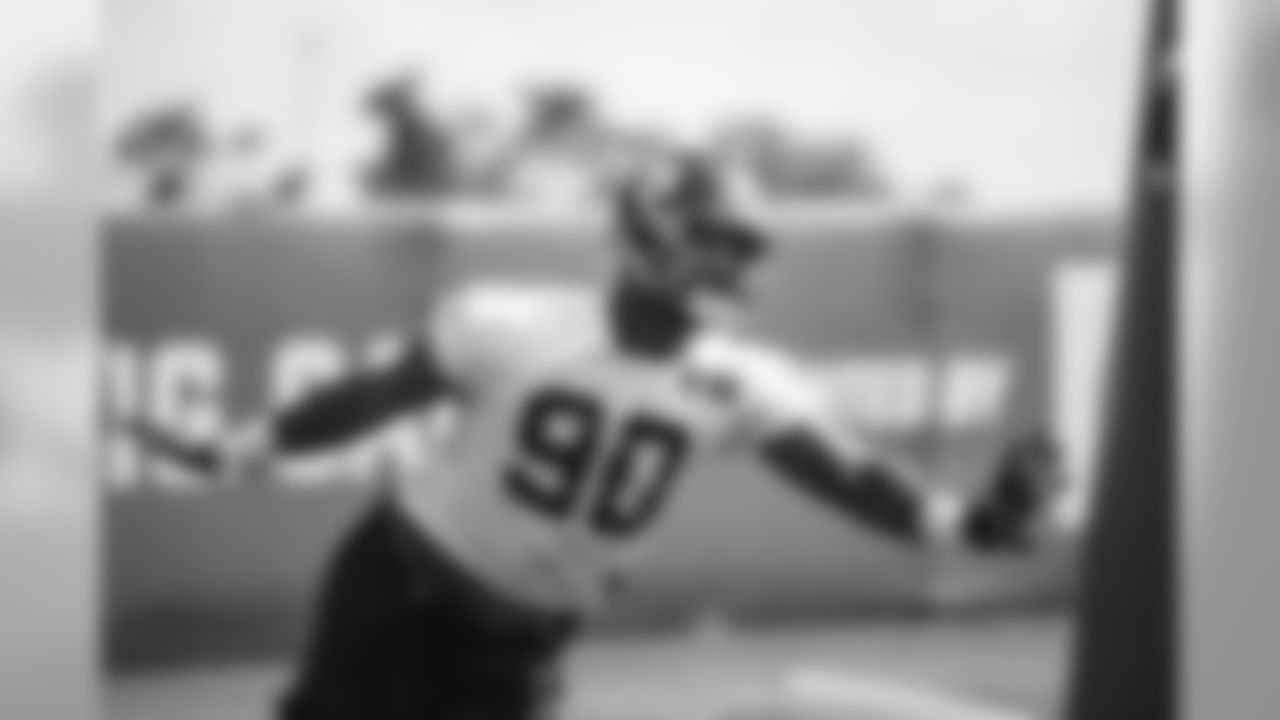 DL RJ McIntosh