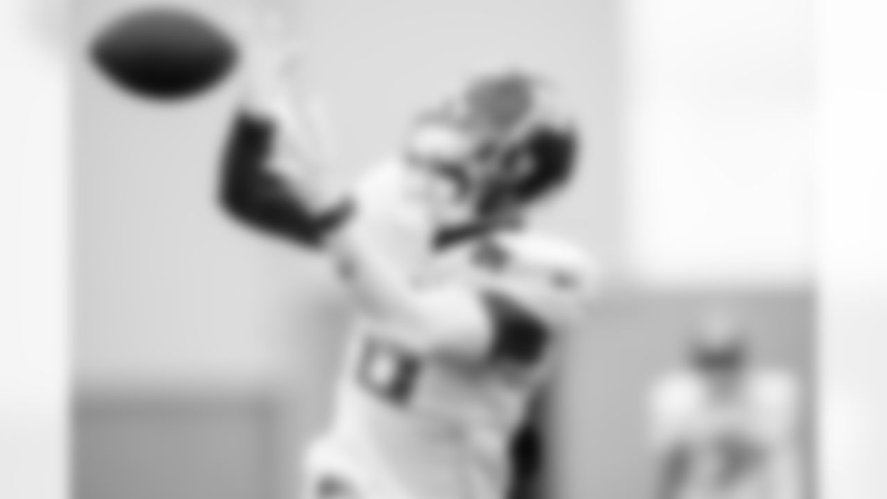 WR Parris Campbell (0)