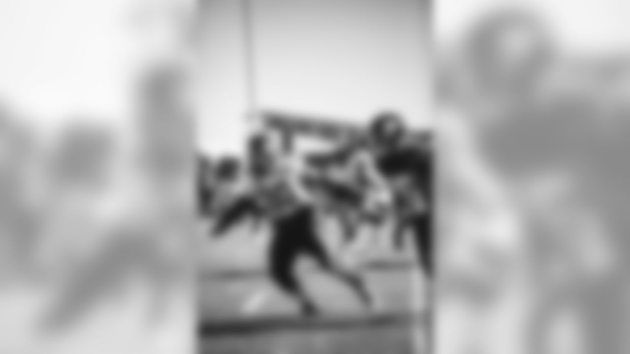 E_18_1025_GiantsPractice026