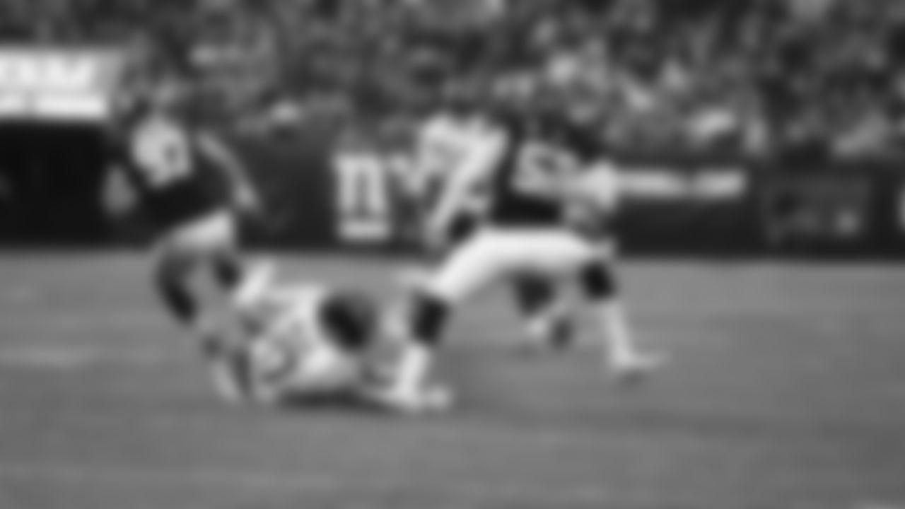 Alec Ogletree - Ogletree led the team in tackles with 10 (5 solo). He also had 2 interceptions on the day, one of which he returned for a touchdown. It was his second pick-six on the season.