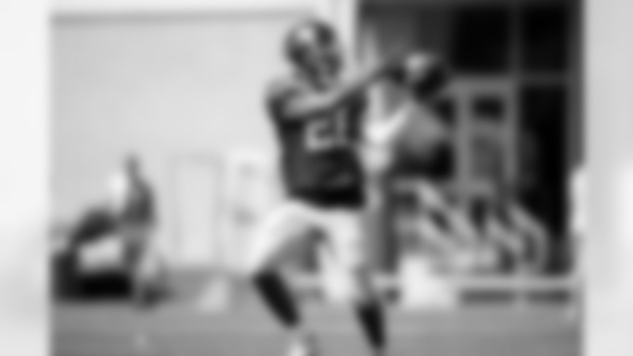 Antonio Williams (21)