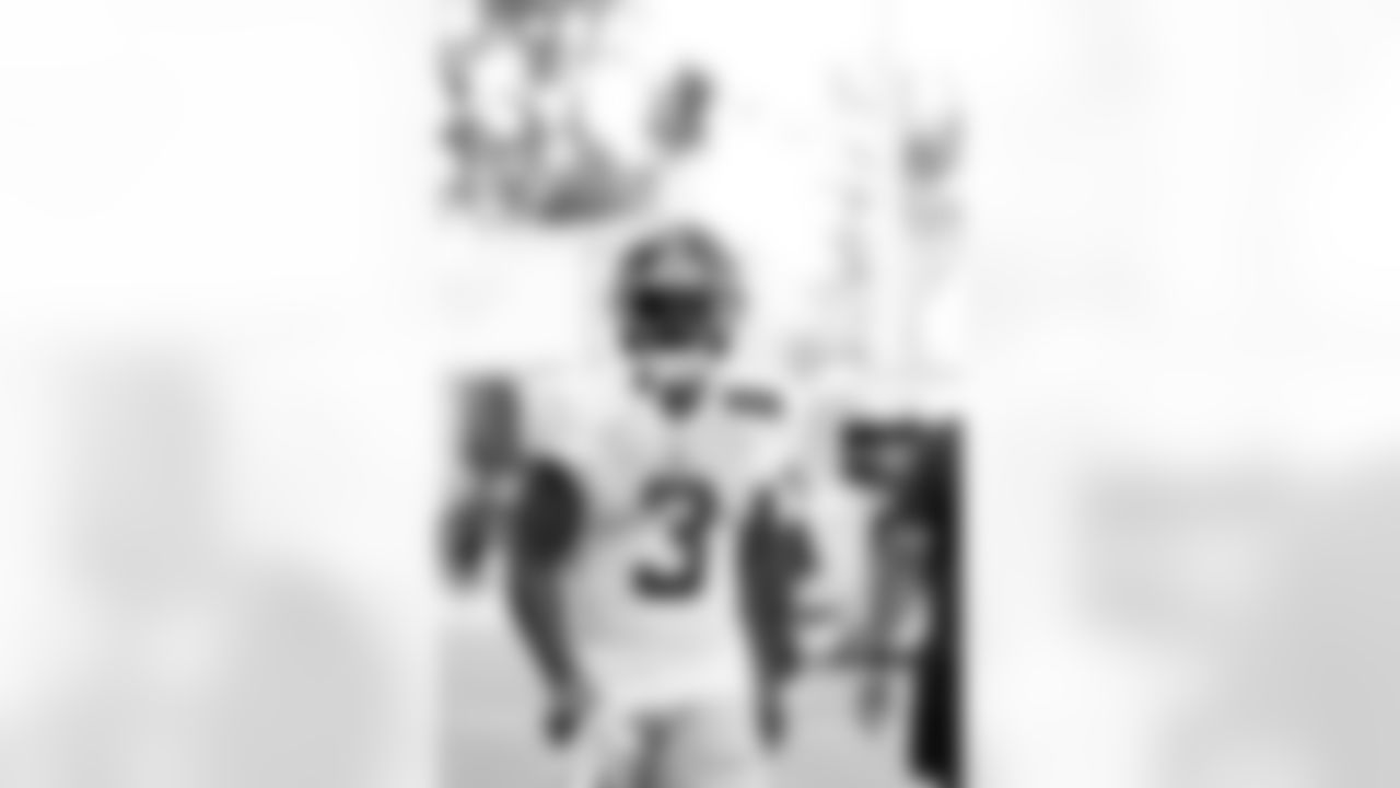 WR Sterling Shepard (3)