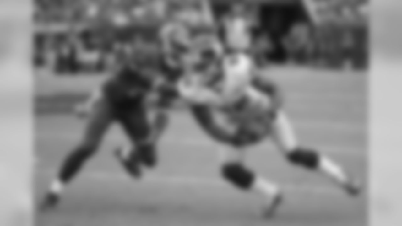 WR RUEBEN RANDLEDealing with a hamstring throughout the week of practice, Randle produced on Sunday with five catches for 40 yards, including an eight-yard touchdown from Eli Manning in the first quarter.