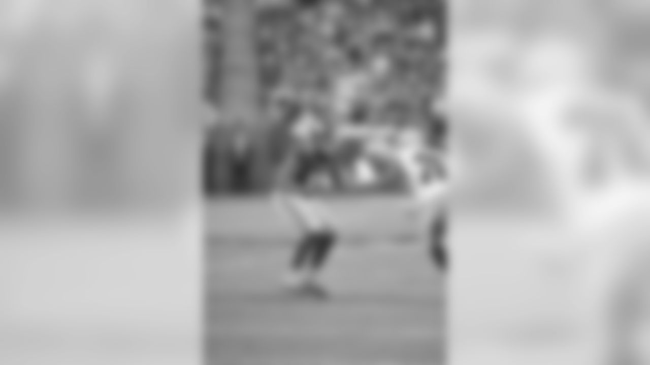 TACKLE ERECK FLOWERS