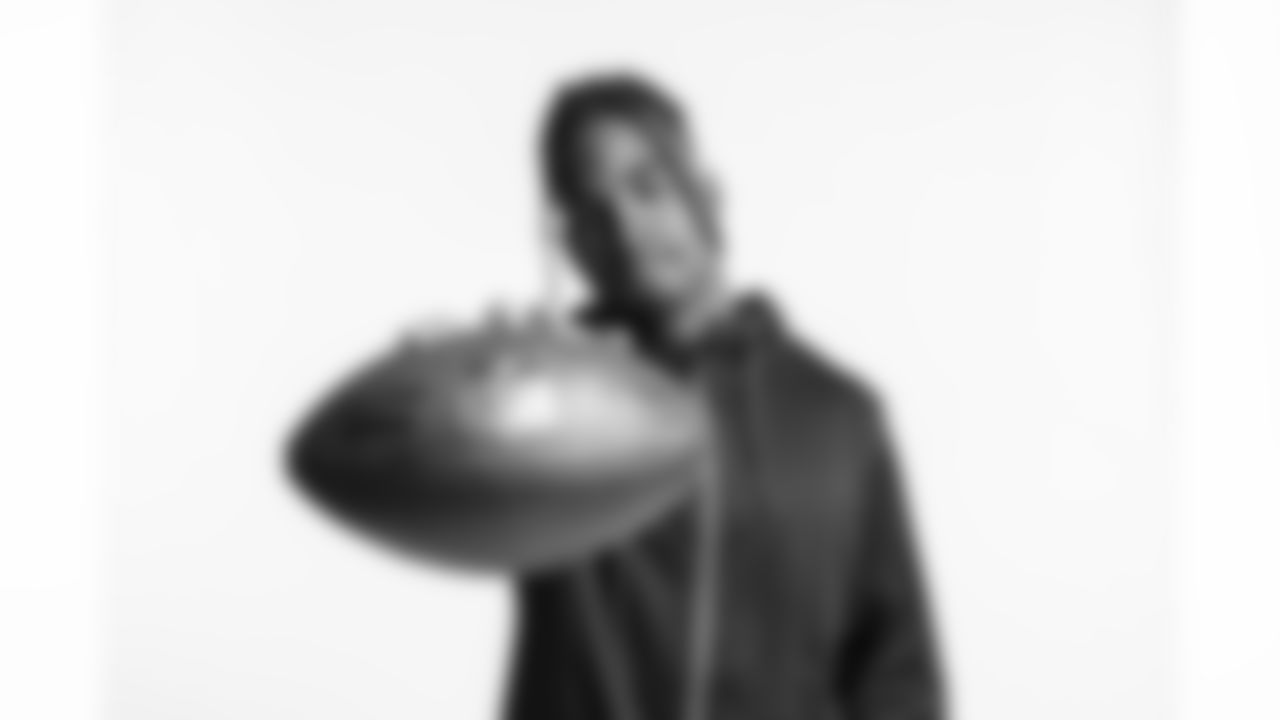 Alabama wide receiver Jaylen Waddle poses for a portrait Saturday March 13, 2021 in Pensacola, FL. (Todd Rosenberg via AP)