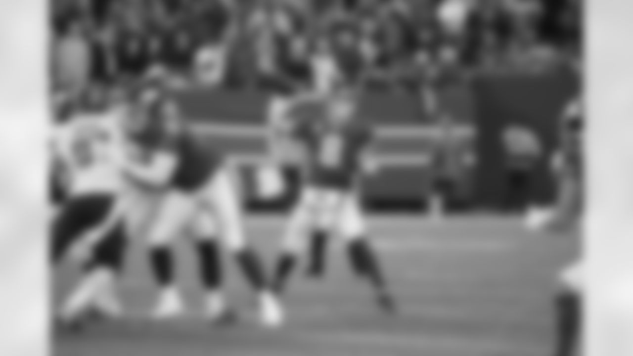 New York Giants quarterback Daniel Jones (8) during a NFL football game against the Washington Commanders, Sunday December 4, 2022 in East Rutherford, NJ (Evan Pinkus\New York Giants )