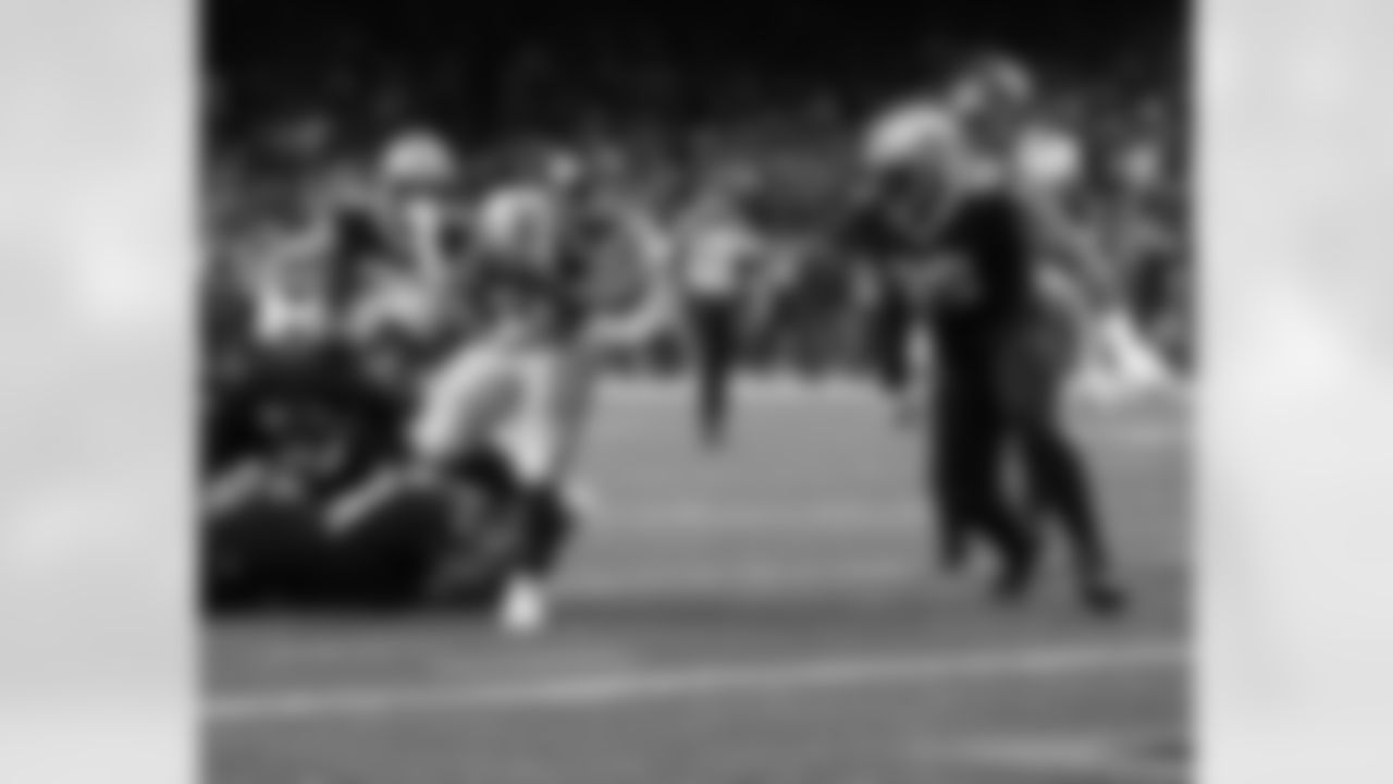 New York Giants running back Saquon Barkley (26) scores the game winning touchdown during a Week 4 football game against the New Orleans Saints on Sunday October 3, 2021 in New Orleans, Louisiana