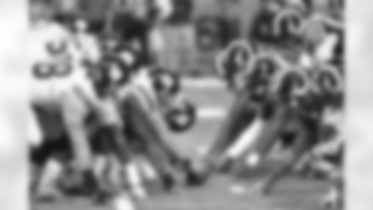 A look down the line of scrimmage as the New York Giants take on the St. Louis Rams during a week 16 football game on December 21, 2014 in St. Louis, Missouri (AP Photo/Evan Pinkus)