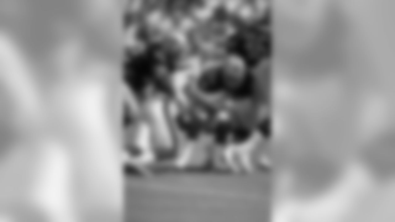 Tied-4. 1998 - 54 Sacks