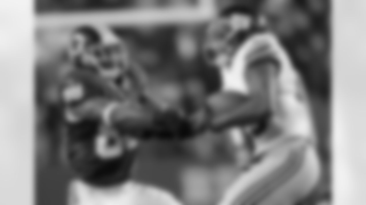 Secondary: B+Antrel Rolle had a couple big tackles. Prince Amukamara dropped an interception. Robert Griffin III missed a lot of big throws. I thought Jayron Hosley stepped up. They didn't call his name, and corners are almost like offensive linemen, if they don't say your name, you're doing a good job. They had Terrell Thomas blitzing a lot, and I thought he was very active in the game again. He's having a very good year.