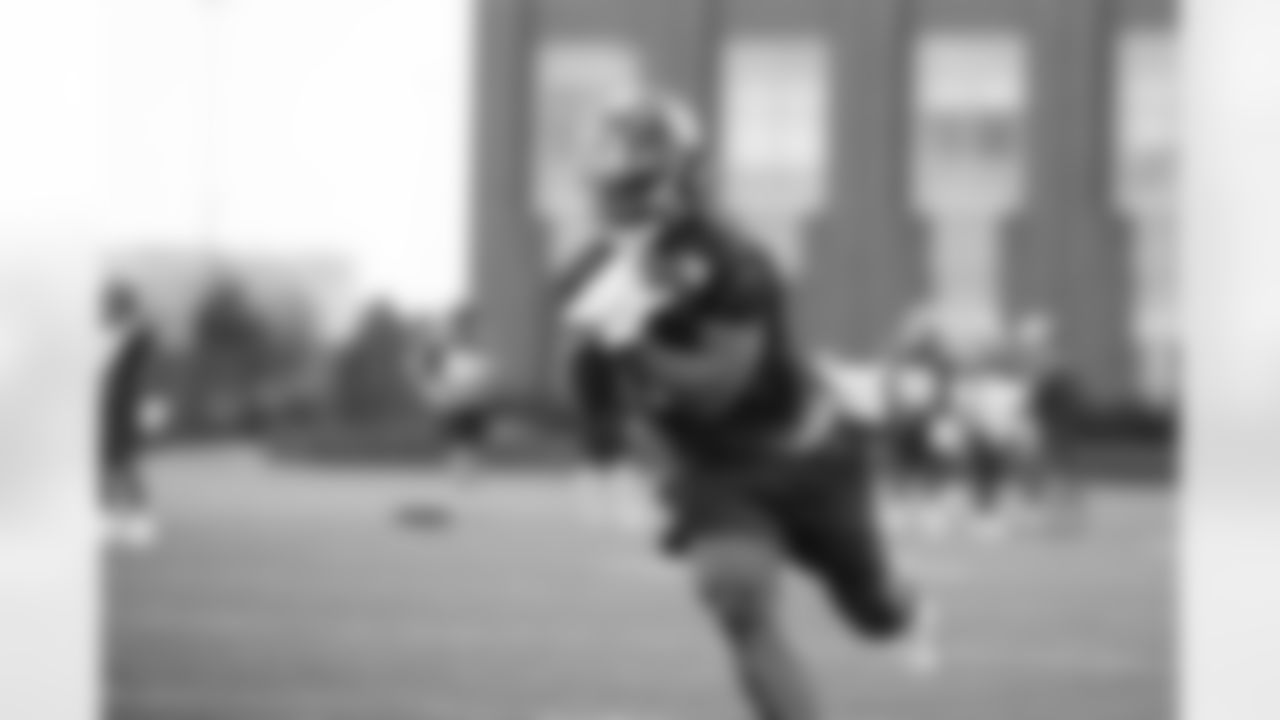 RB Corey Clement (30)