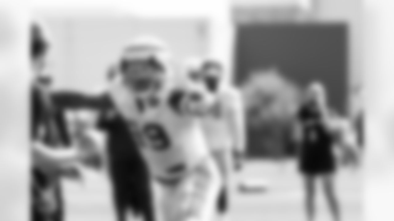 DL Leonard Williams (99)