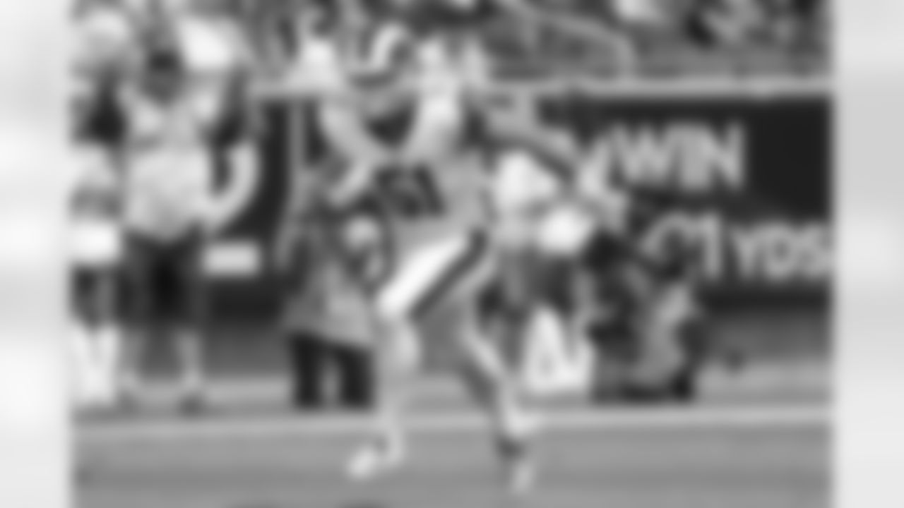 ILB Troy Reeder
