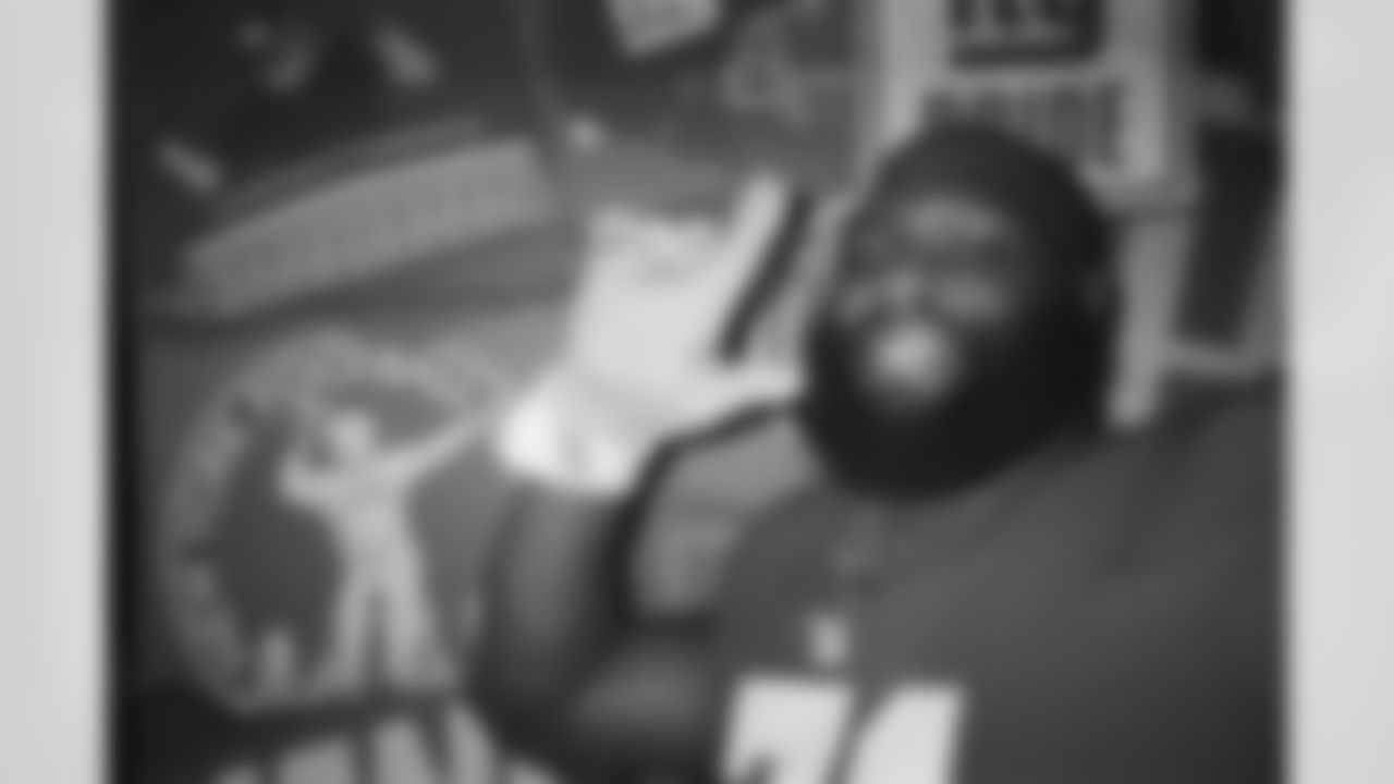 DT Justin Ellis (71)