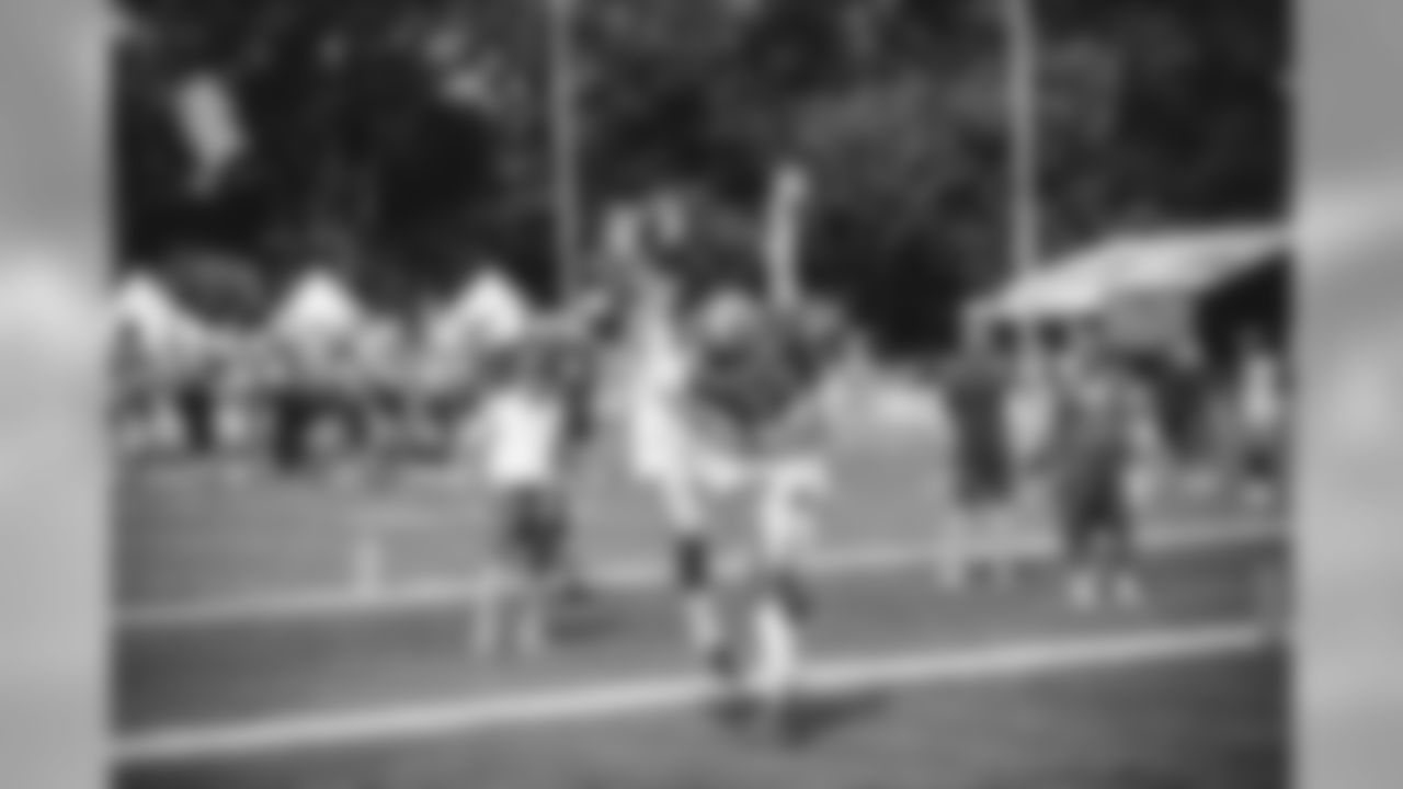 E_18_0815_GiantsLionsPratctice2034