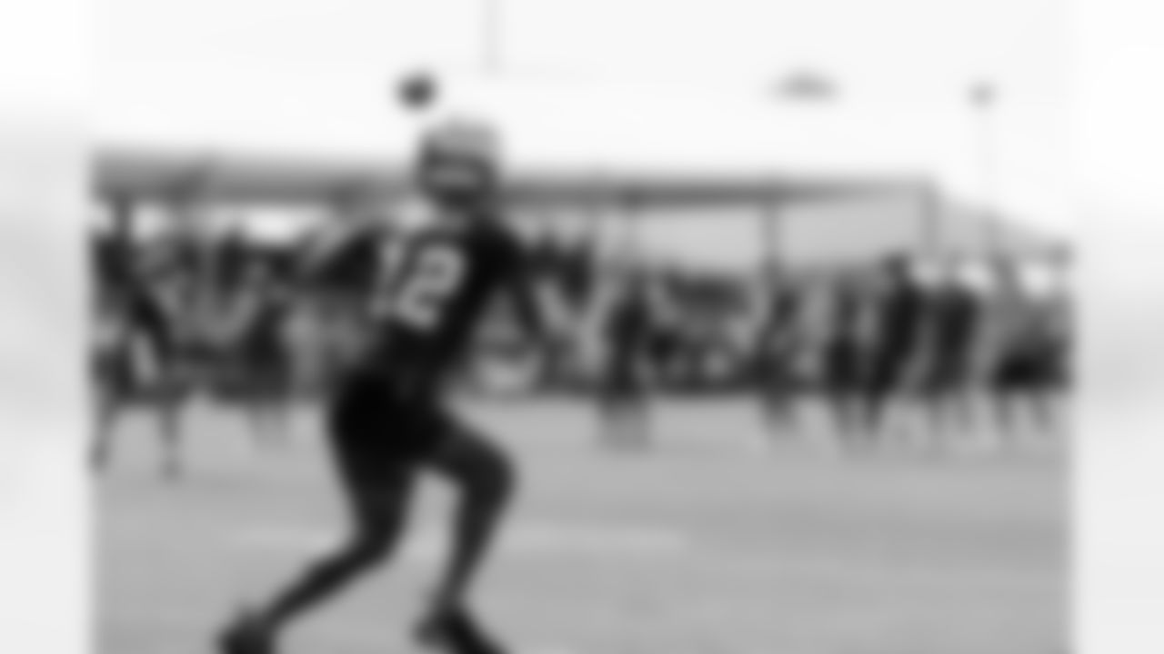 TE Darren Waller (12)
