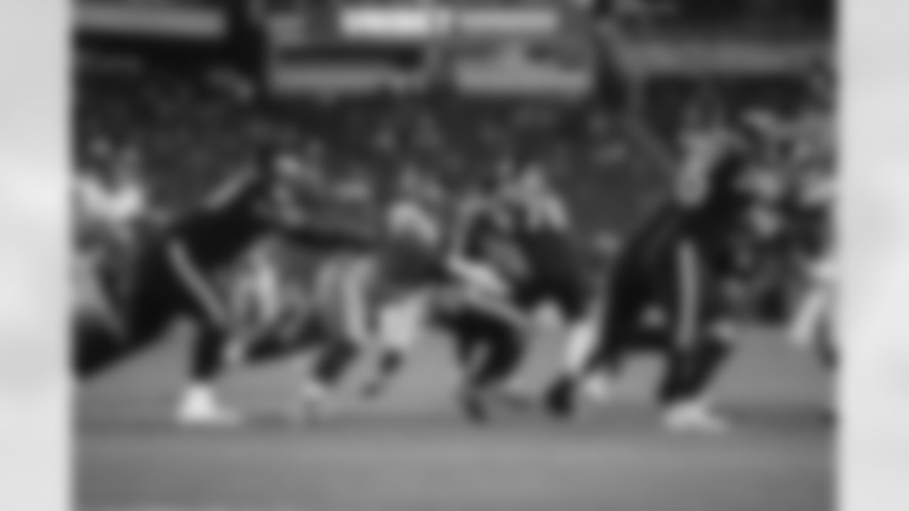 Dalvin Tomlinson (94)