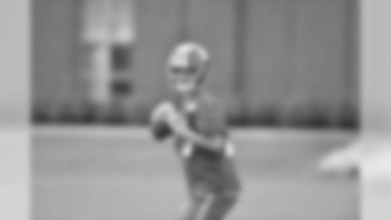 QB Eli Manning