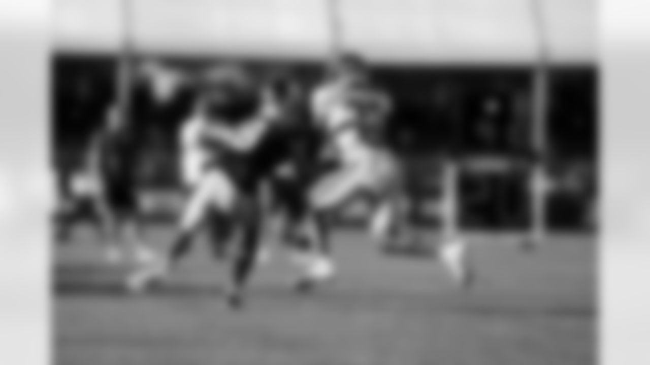 WR Isaiah Hodgins (18), CB Tre Hawkins III (37)