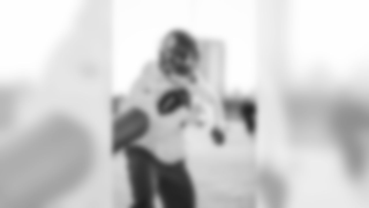 RB Saquon Barkley (26)