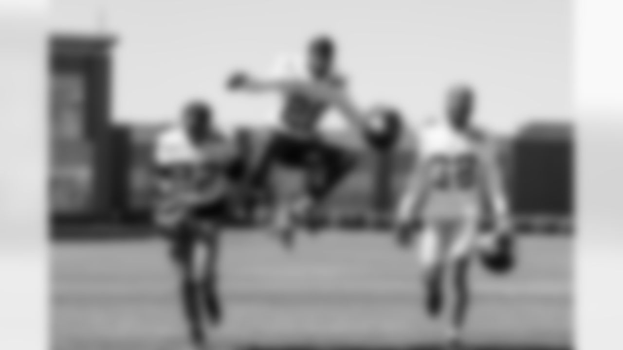 DB Adoree' Jackson (22), DB Cor'dale Flott (28), DB Zyon Gilbert (38)