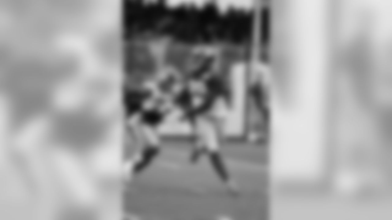 Giants hit the practice field on Monday
