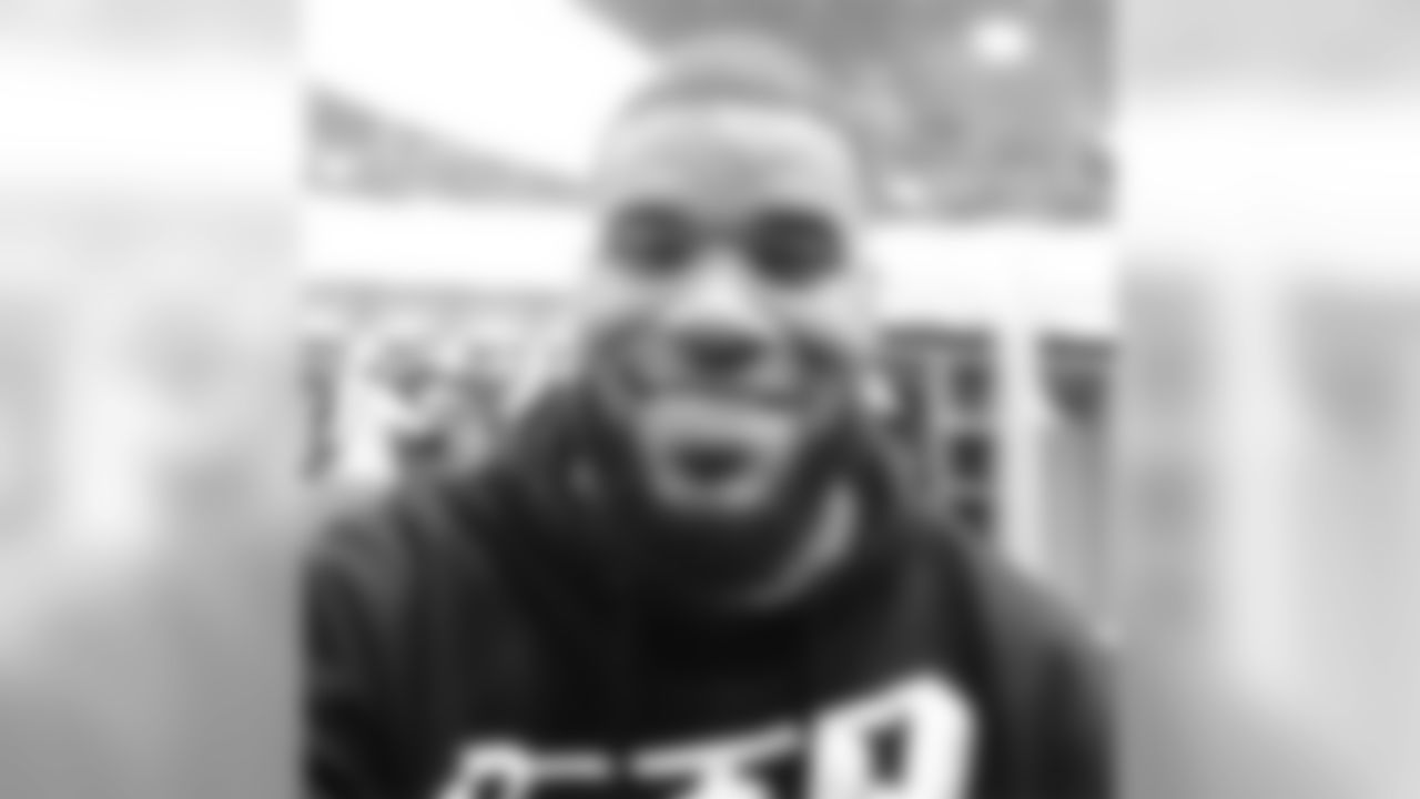 SAFETY QUINTIN DEMPS
