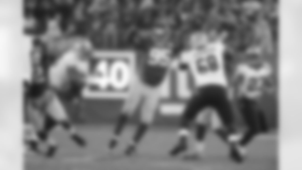2009: DT ROCKY BERNARD