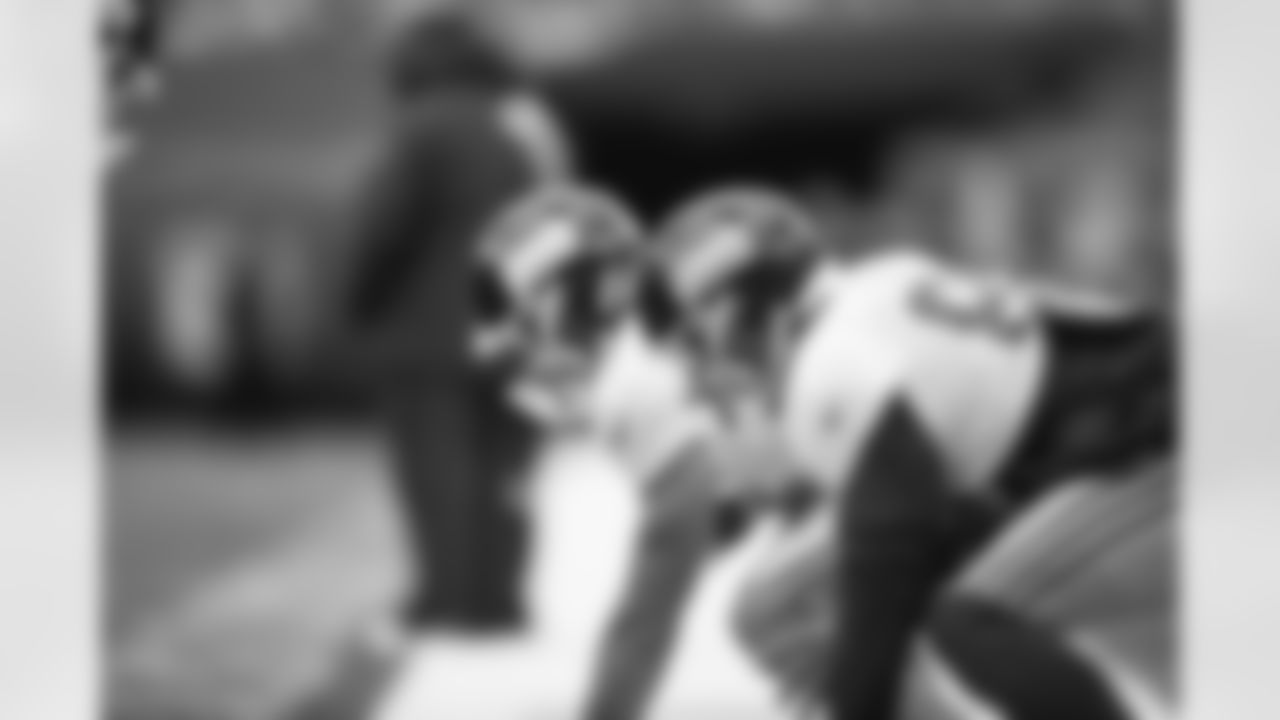 Evan Engram (88)
