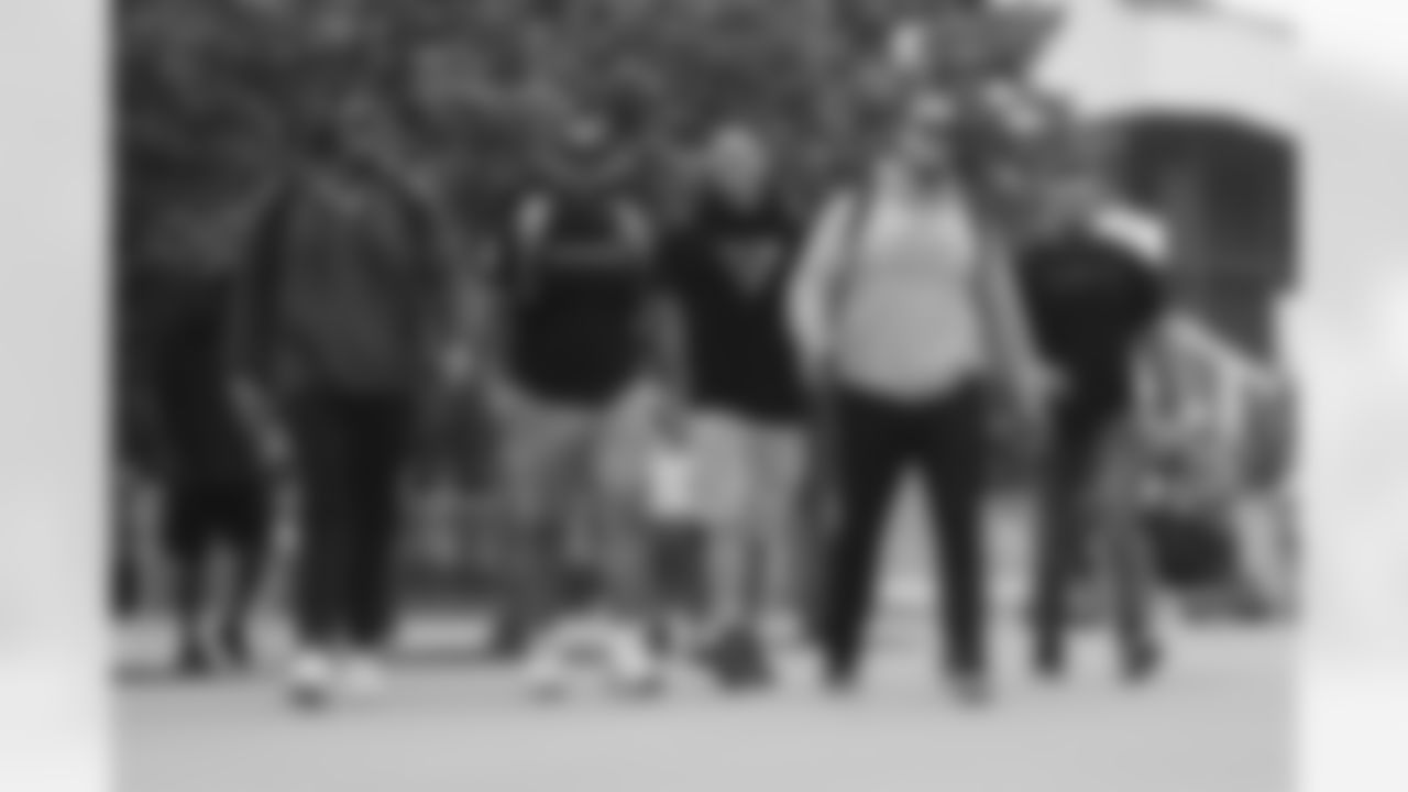 G Chad Slade, G Will Hernandez, OL Jackson Barton, C Nick Gates, C Brett Heggie