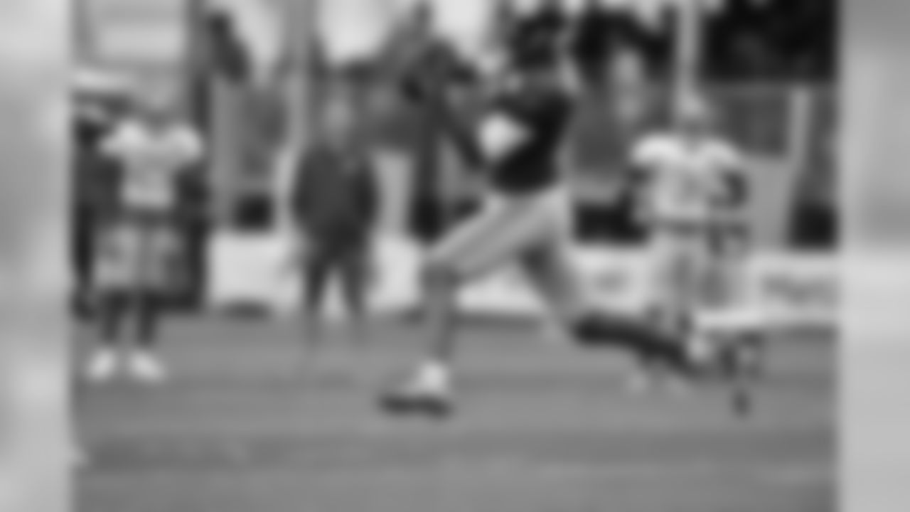 Giants hit the practice field on Monday