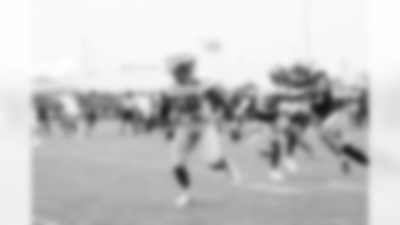 LB Bobby Okereke (58)