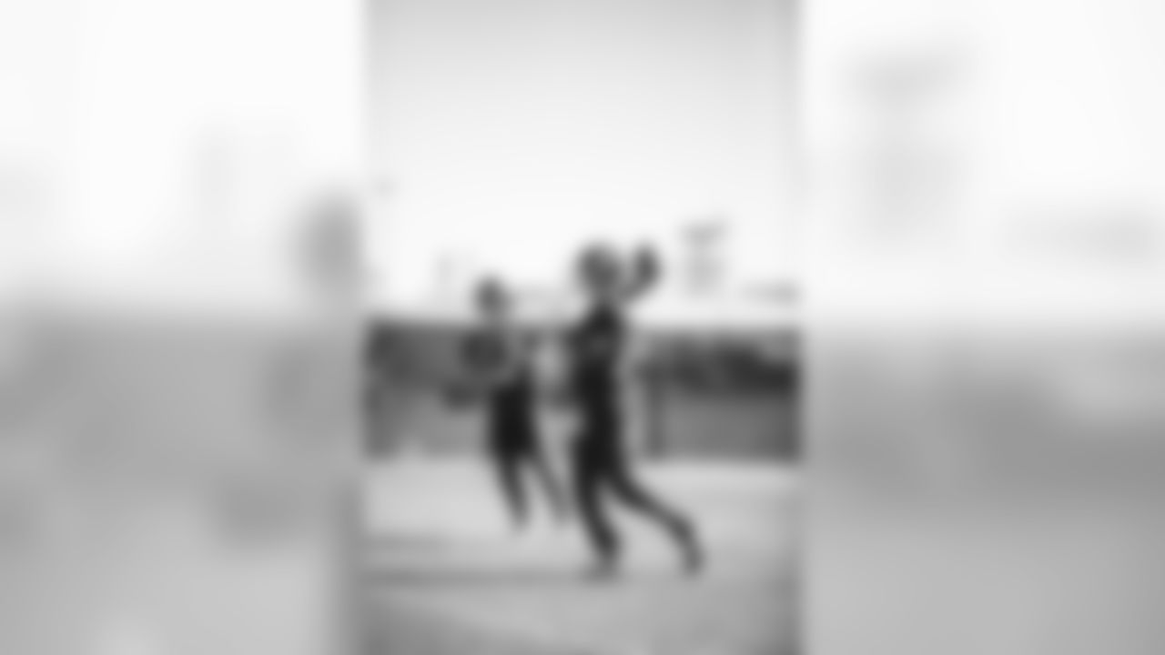 E_18_1025_GiantsPractice006