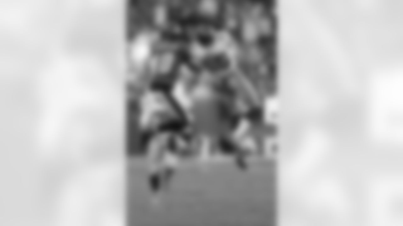 S Will HillLike Williams, Hill contributed to the chemistry on the defense and came on strong in the second quarter of the season, recording 25 solo tackles in the last four games. Hill brings tenacity to the defense, which has his position coach seeing more to come. "So what he's doing now is he's having the ability to actually go out and show the world what he has," David Merritt said over the bye week. "Jersey kid. A lot of guys saw it in high school. You're talking (about) a local hero here, so what he's doing is not surprising at all. I would love for him to do a couple of more things a little better and I'm going to continue to harp on those things, but it's not surprising to me at all."